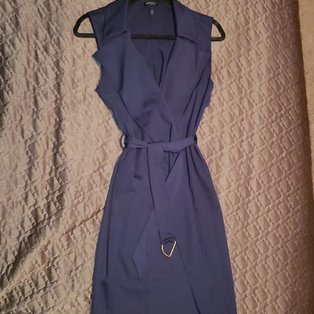 Sleeveless  Trenchcoat